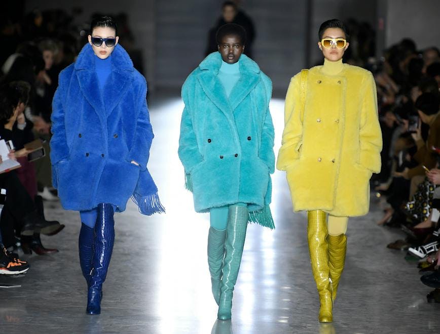 max mara show runway fall winter 2019 milan fashion week italy 21 feb models catwalk mfw aw19 fw19 autumn model modelling with others not-personality 78239963 coat clothing apparel person human sunglasses accessories accessory overcoat